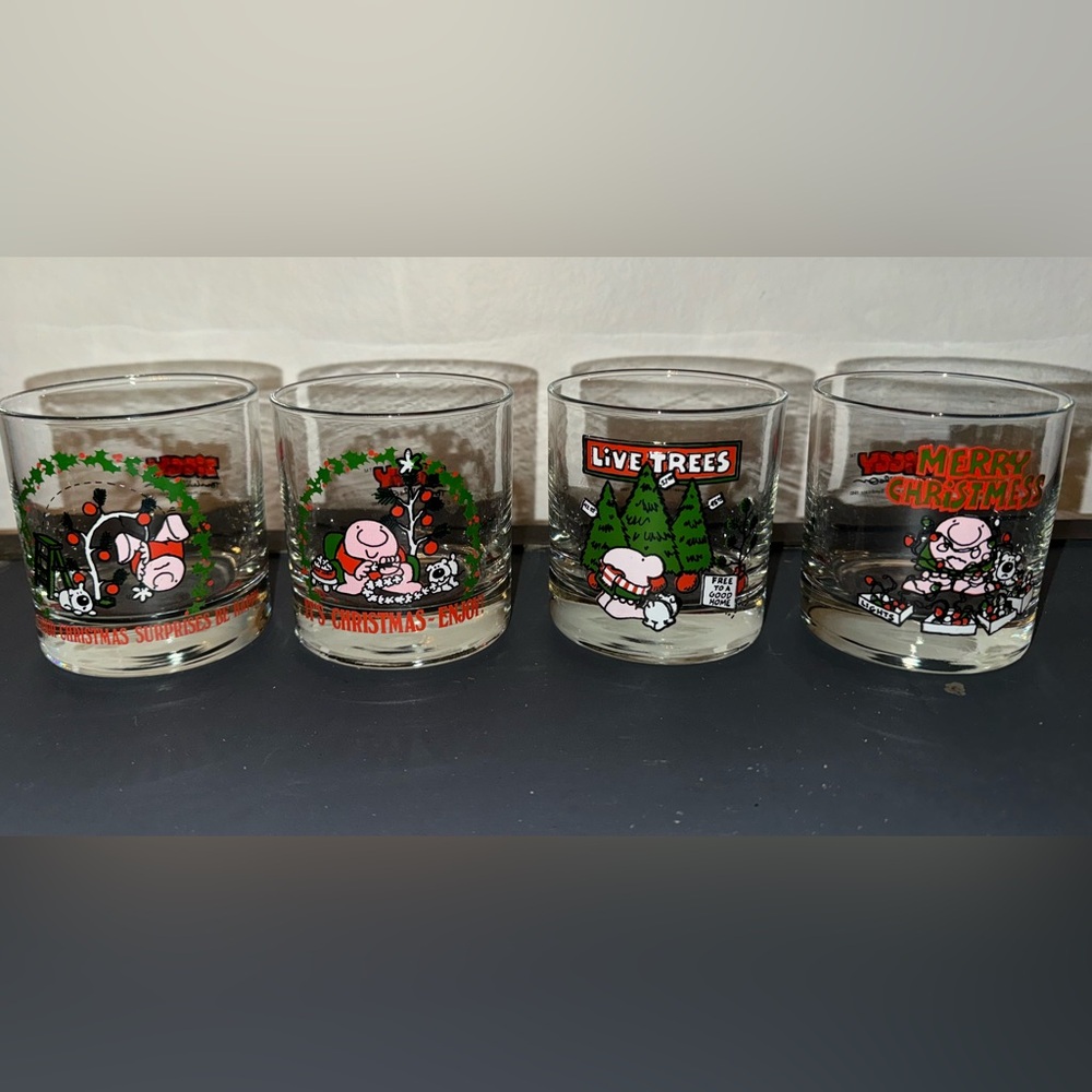 Set of 4 Vintage 1980 Ziggy by Tom Wilson Christmas Low Ball Glasses